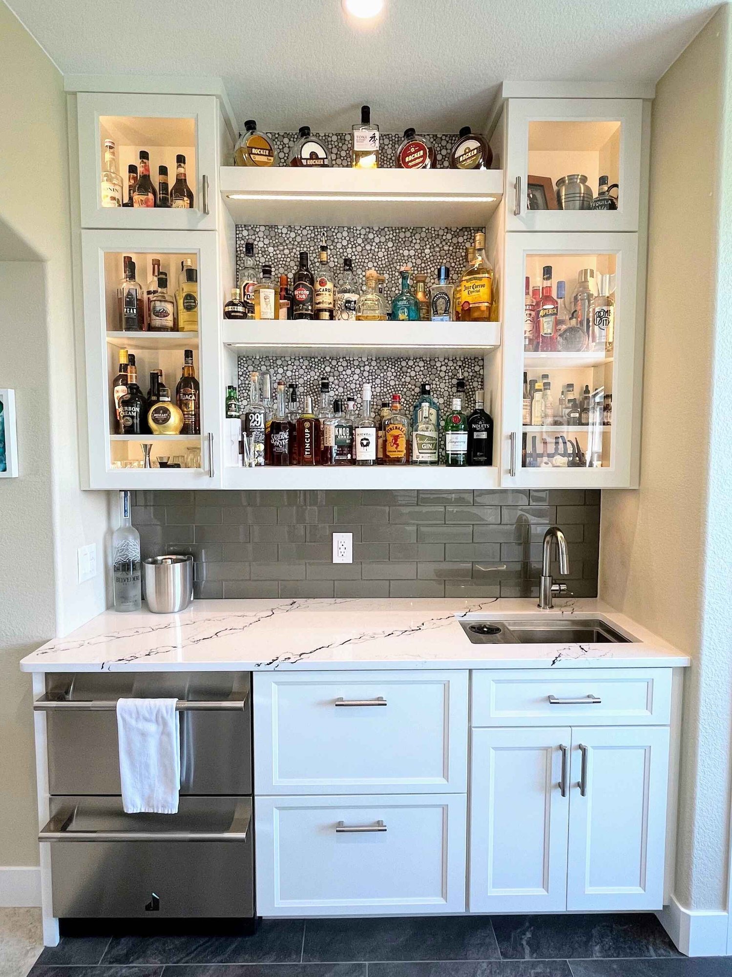 Beautiful-bright-kitchen-white-shaker-cabinets-double-island-Littleton-Colorado11