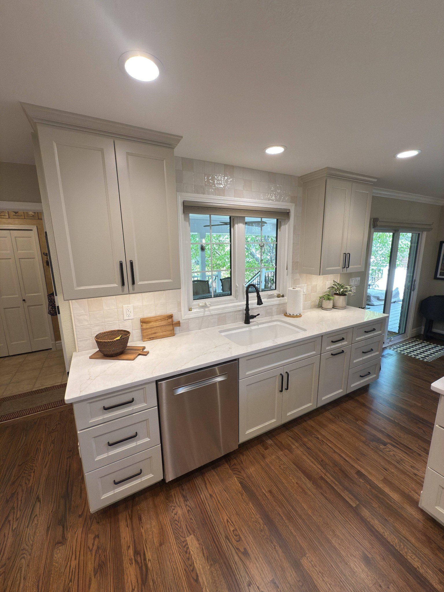 after-littleton-kitchen-remodel-kitchen-sink-wall-with-back-door