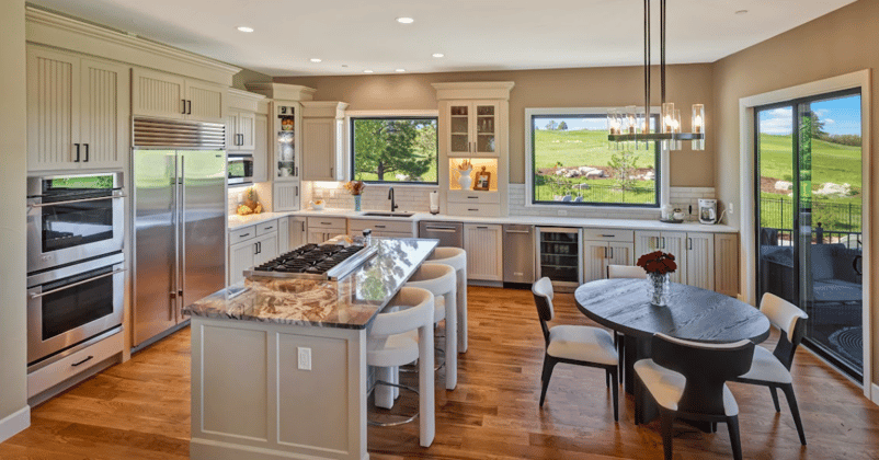 open concept modern kitchen by Grimes Home Concepts